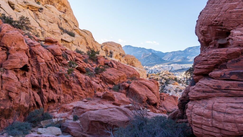 Best hiking places within 60 minutes of Las Vegas